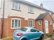 Main Photo of a 4 bedroom  Semi Detached House to rent