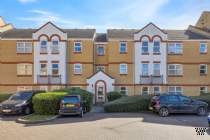 Main Photo of a 2 bedroom  Flat for sale