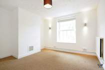 Main Photo of a 3 bedroom  Flat to rent
