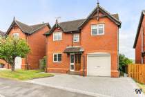 Main Photo of a 4 bedroom  Detached House for sale