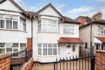 Main Photo of a 5 bedroom  Semi Detached House for sale