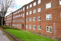 Main Photo of a 2 bedroom  Flat for sale