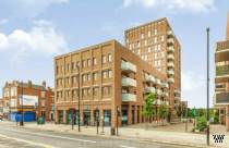 Main Photo of a 2 bedroom  Flat for sale