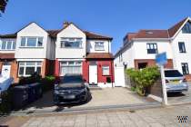 Main Photo of a 4 bedroom  Semi Detached House for sale