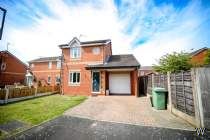 Main Photo of a 3 bedroom  Detached House for sale