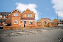 Main Photo of a 5 bedroom  Detached House for sale