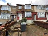 Main Photo of a 3 bedroom  Terraced House for sale