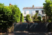 Main Photo of a 5 bedroom  Semi Detached House for sale