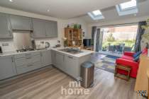 Main Photo of a 4 bedroom  Detached House for sale