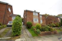 Main Photo of a 4 bedroom  Semi Detached House for sale