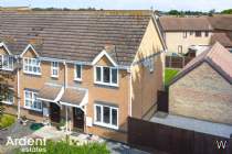 Main Photo of a 2 bedroom  End of Terrace House for sale