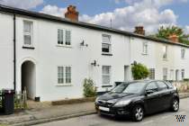 Main Photo of a 2 bedroom  Terraced House to rent