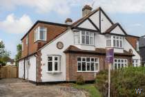 Main Photo of a 5 bedroom  Semi Detached House to rent