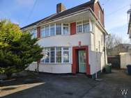 Main Photo of a 4 bedroom  Semi Detached House for sale