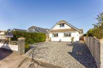 Main Photo of a 4 bedroom  Detached House for sale