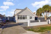 Main Photo of a 3 bedroom  Detached House for sale