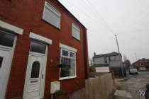 Main Photo of a 3 bedroom  End of Terrace House to rent