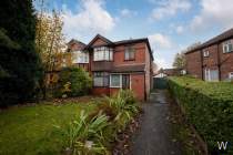 Main Photo of a 4 bedroom  Semi Detached House for sale