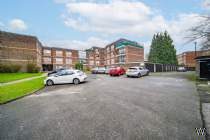 Main Photo of a 4 bedroom  Penthouse for sale
