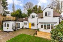 Main Photo of a 3 bedroom  Detached House for sale