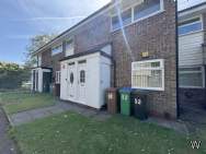 Main Photo of a 2 bedroom  Maisonette to rent
