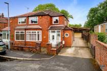 Main Photo of a 3 bedroom  Semi Detached House for sale