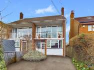 Main Photo of a 4 bedroom  Semi Detached House for sale