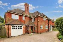 Main Photo of a 4 bedroom  Detached House for sale