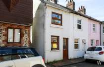 Main Photo of a 2 bedroom  Cottage for sale