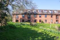 Main Photo of a 2 bedroom  Retirement Property for sale