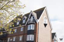 Main Photo of a 1 bedroom  Retirement Property for sale