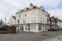 Main Photo of a 1 bedroom  Flat for sale