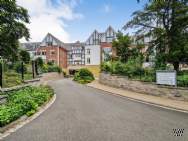 Main Photo of a 1 bedroom  Retirement Property for sale
