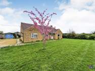 Main Photo of a 3 bedroom  Bungalow for sale