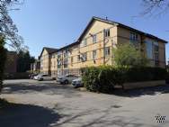Main Photo of a 2 bedroom  Apartment to rent