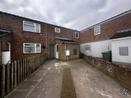 Main Photo of a 4 bedroom  Terraced House to rent