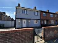 Main Photo of a 3 bedroom  Terraced House to rent