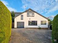 Main Photo of a 4 bedroom  Detached House for sale