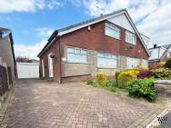 Main Photo of a 3 bedroom  Semi Detached House for sale