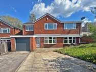 Main Photo of a 6 bedroom  Detached House for sale