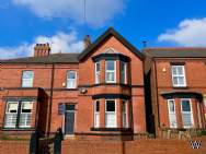 Main Photo of a 4 bedroom  Semi Detached House for sale