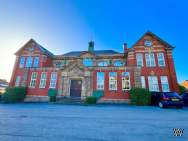 Main Photo of a 2 bedroom  Apartment for sale