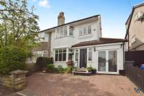Main Photo of a 4 bedroom  Semi Detached House for sale