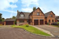 Main Photo of a 4 bedroom  Detached House for sale