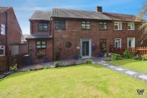 Main Photo of a 4 bedroom  Semi Detached House for sale