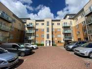 Main Photo of a 2 bedroom  Flat to rent