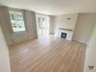 Main Photo of a 2 bedroom  Maisonette to rent