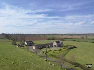 Main Photo of a 5 bedroom  Detached House for sale