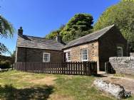 Main Photo of a 3 bedroom  Detached House to rent