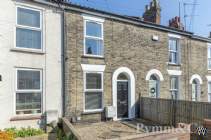 Main Photo of a 3 bedroom  Terraced House for sale